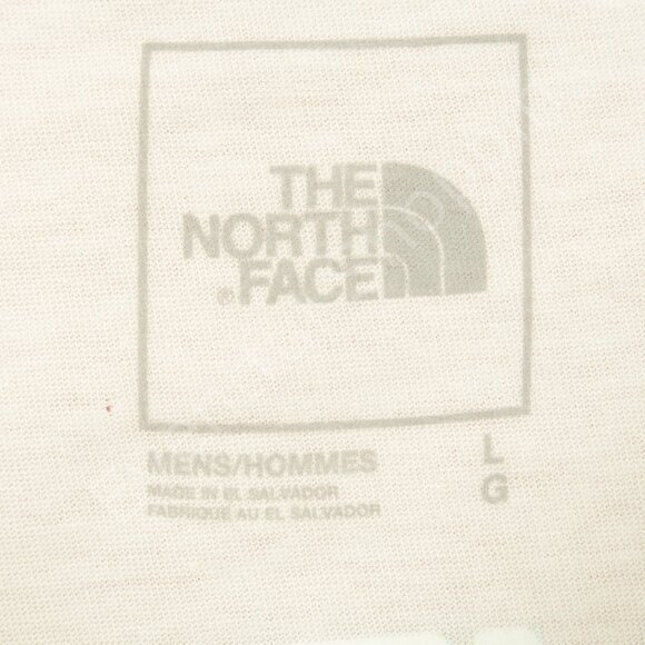 The North Face Distorted Half Dome Long Sleeve Shirt in White Size Large - Picture 8 of 9